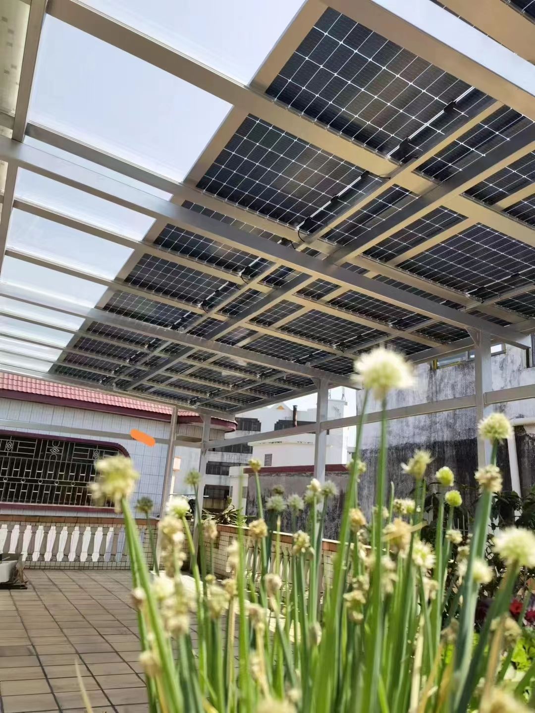 沙河别墅家用屋顶太阳能发电系统安装
